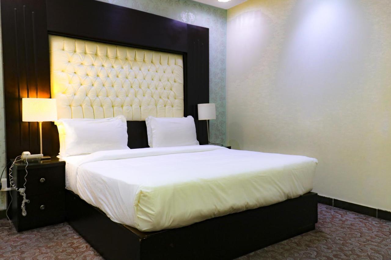 Diyafat Al Saada Serviced Apartments - Ishbillia Riyadh Exterior photo